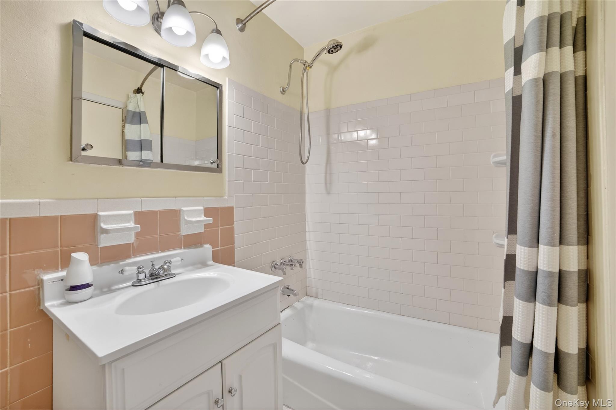 1122 Yonkers Avenue 6f Property Photo 16