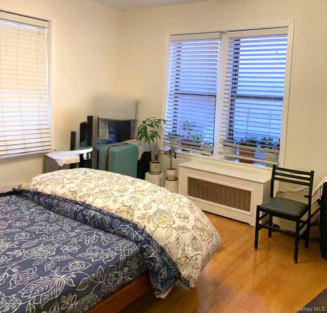 155-17 Sanford Avenue 6d Property Photo 3