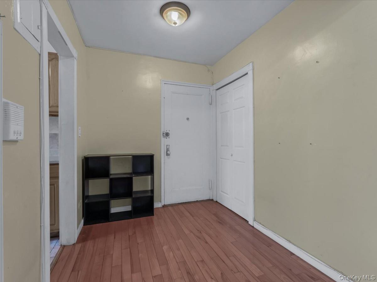44-05 Macnish Street 1b Property Photo 2