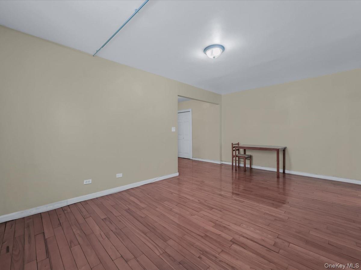 44-05 Macnish Street 1b Property Photo 7