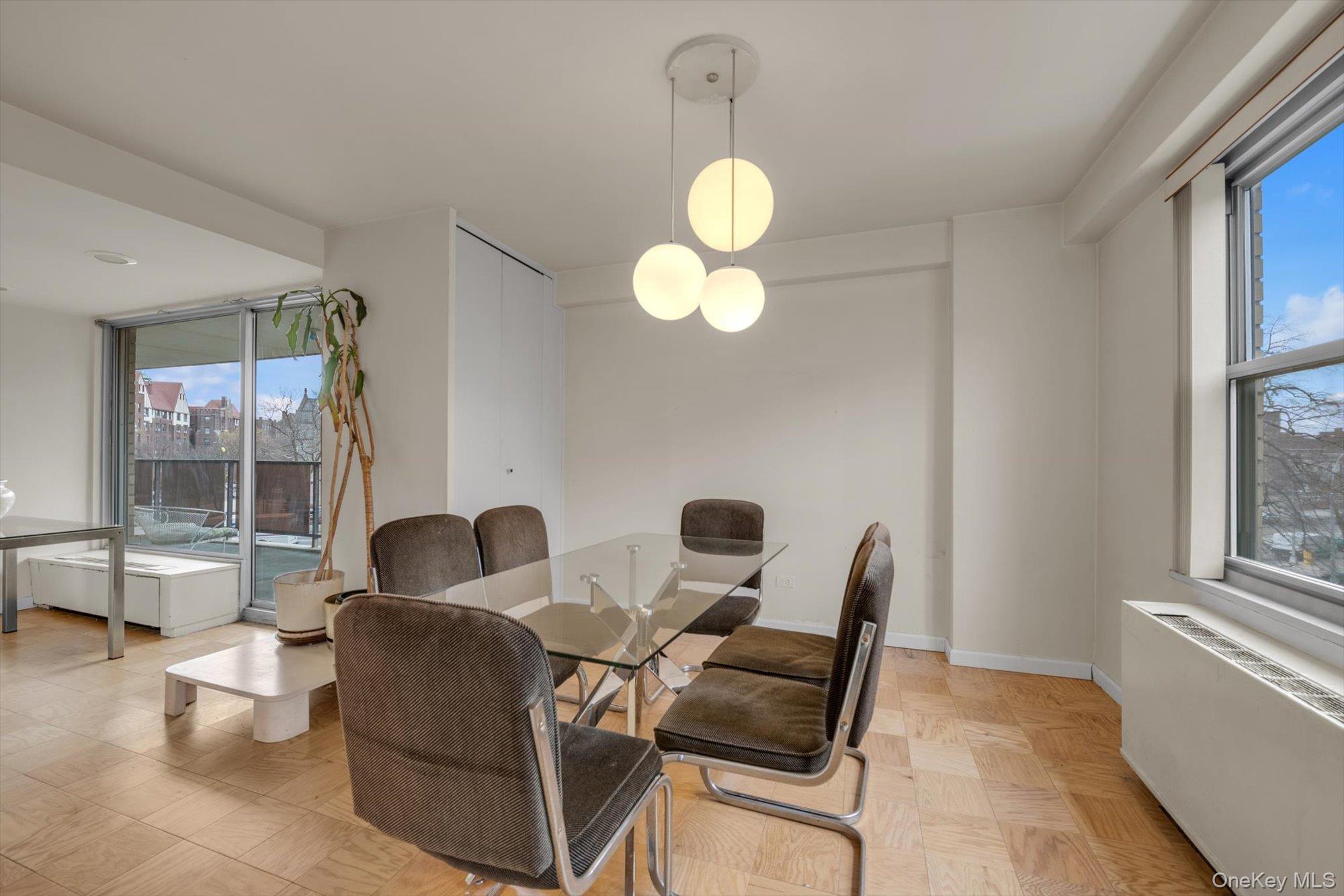 110-11 Queens Boulevard 3c Property Photo 8