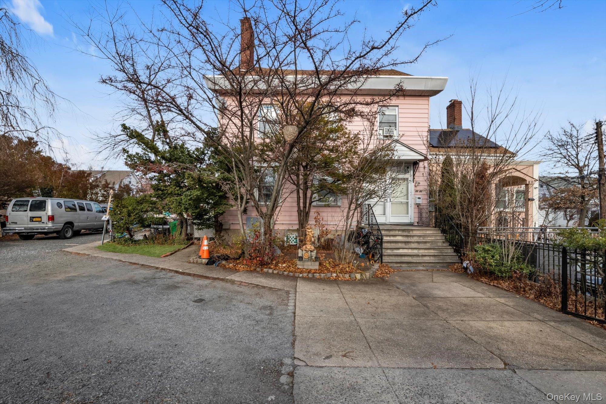 35-78/82 161st Street Property Photo 1