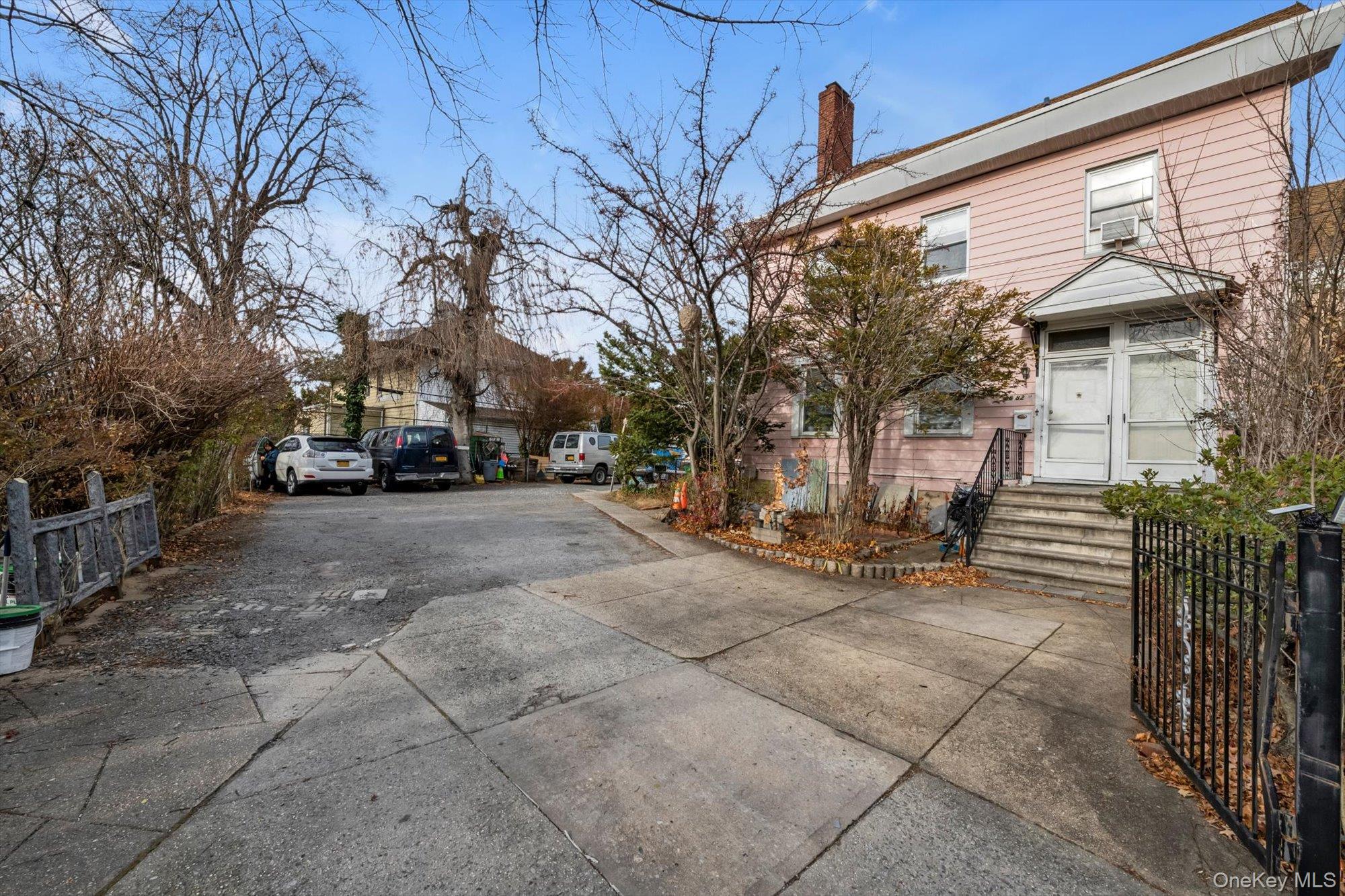 35-78/82 161st Street Property Photo 2