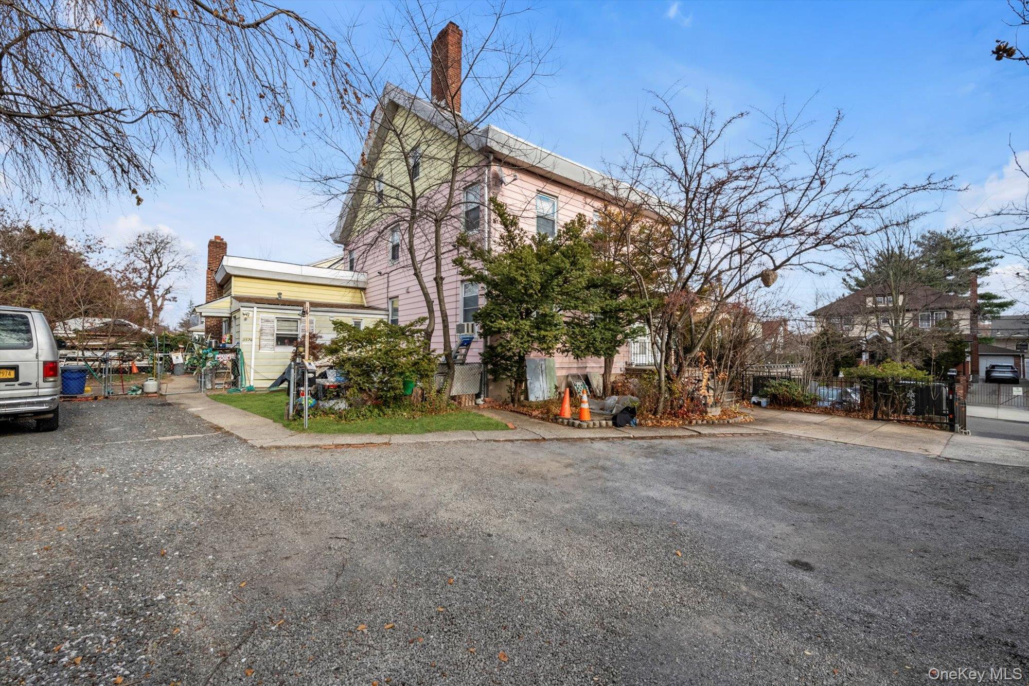 35-78/82 161st Street Property Photo 4