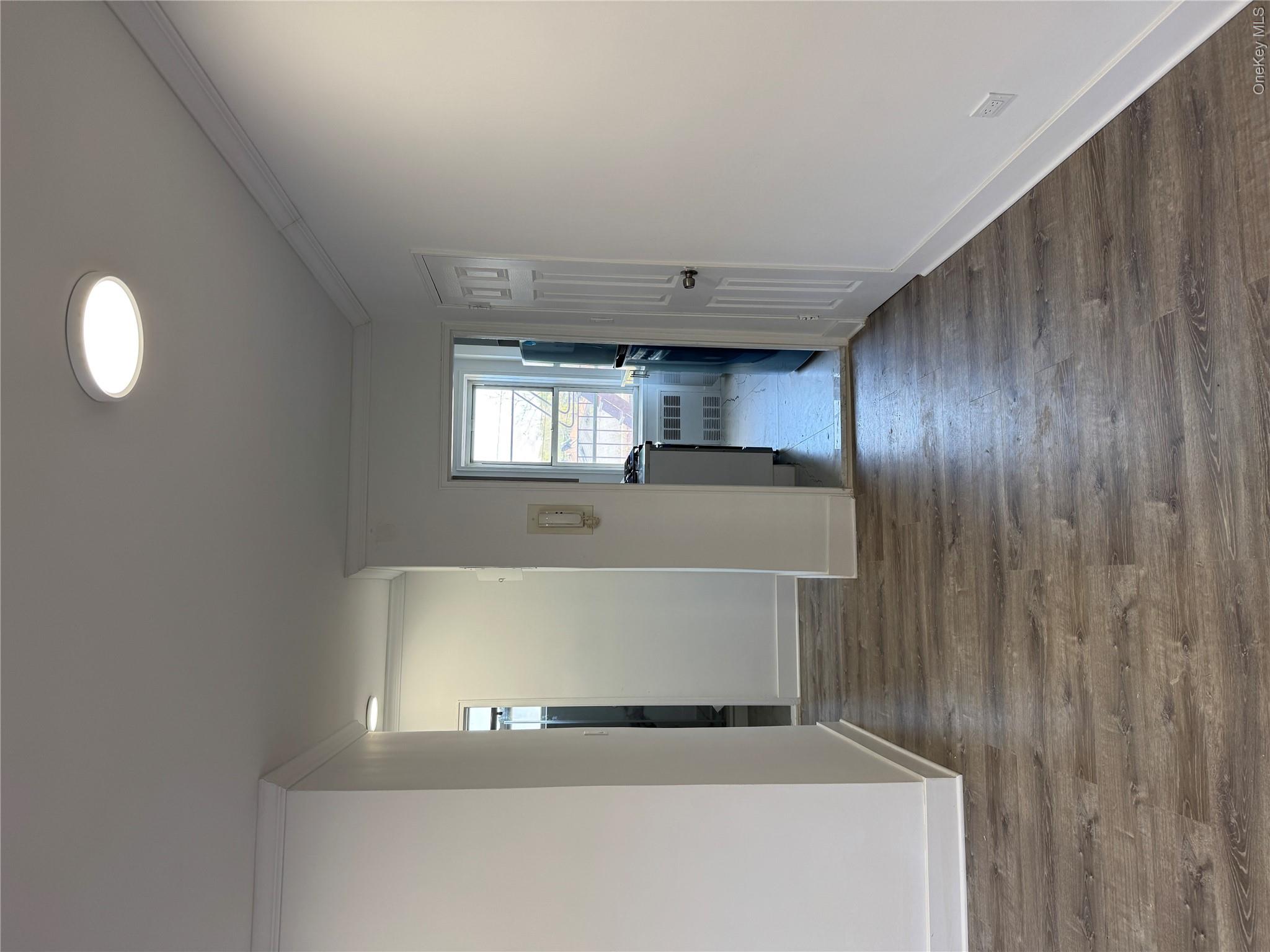 222-89 Braddock Avenue 3-e Property Photo 4