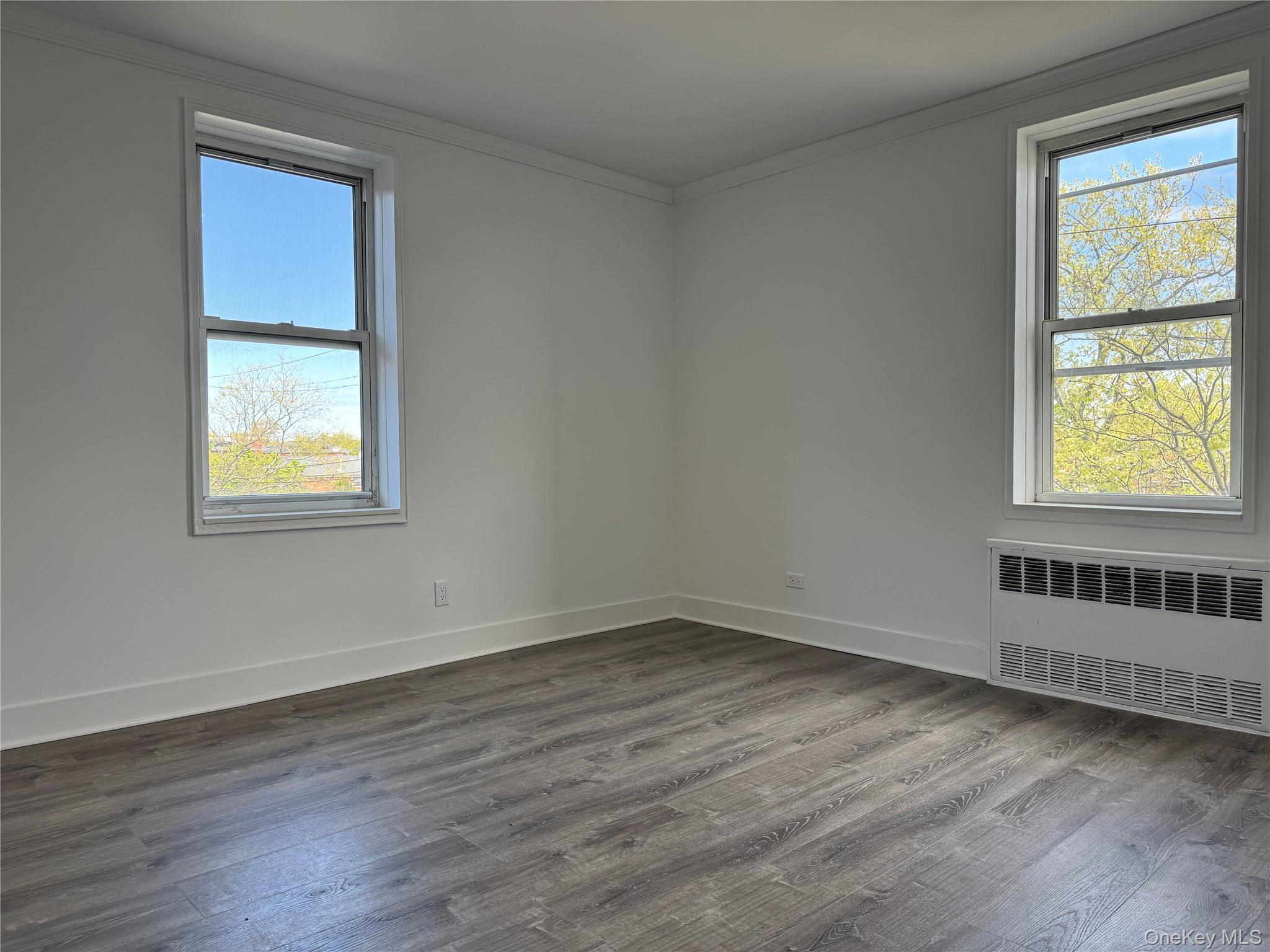 222-89 Braddock Avenue 3-e Property Photo 8