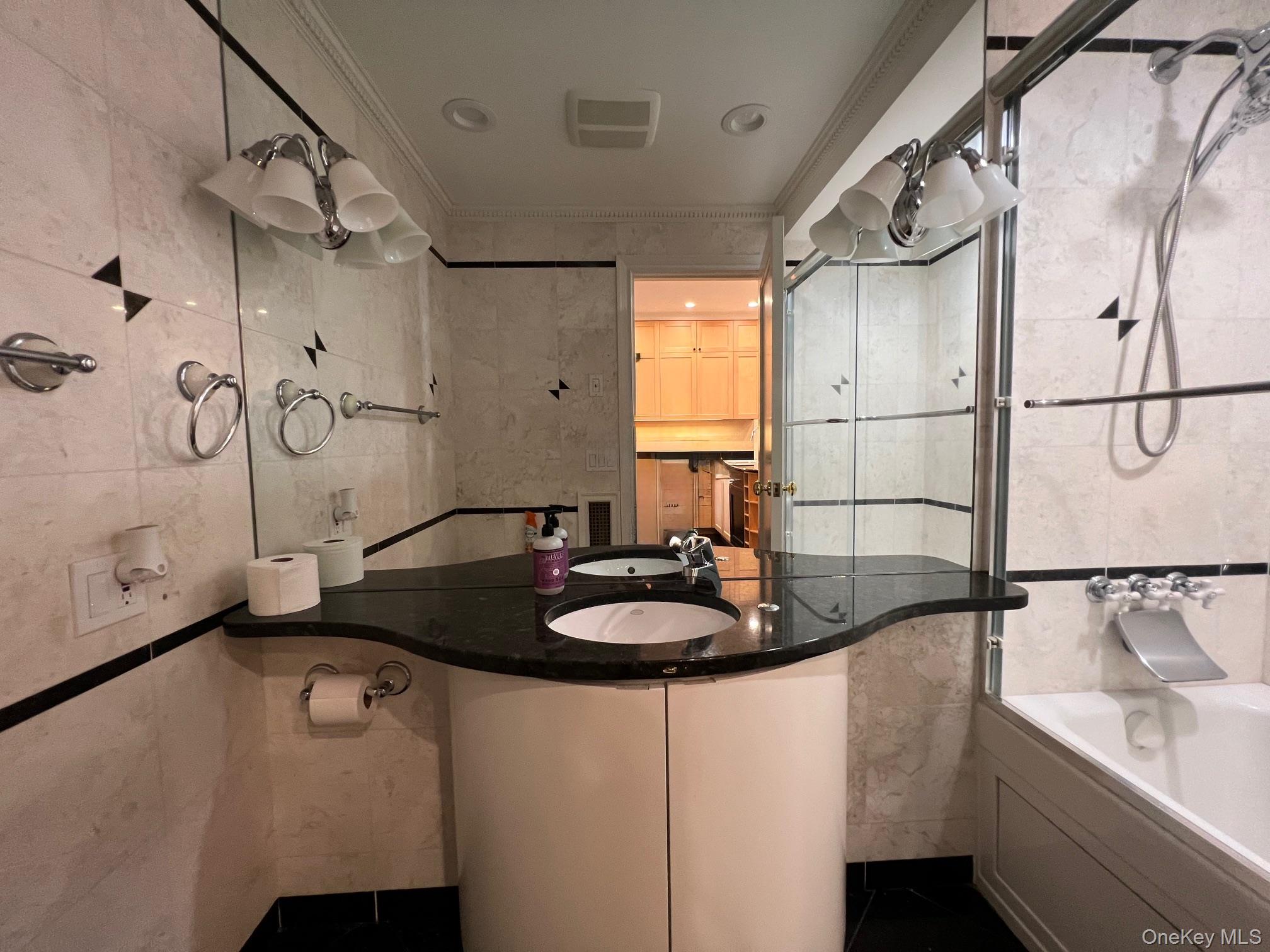 52-62 68th Street Property Photo 3