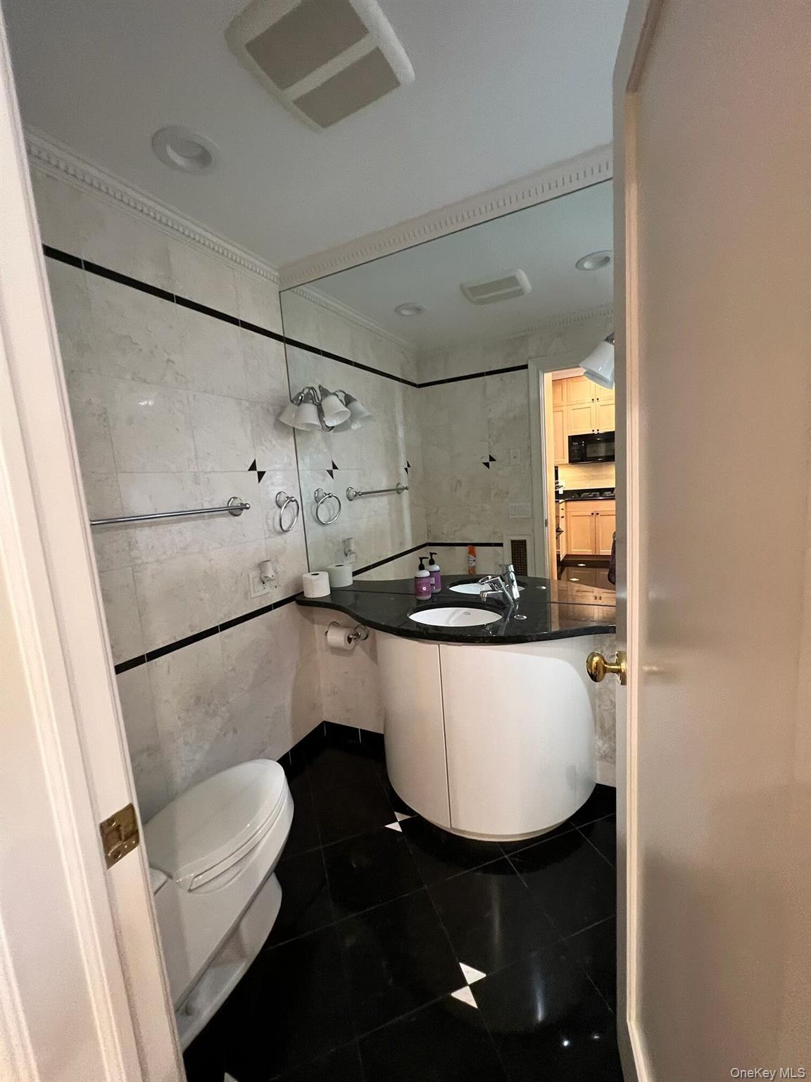 52-62 68th Street Property Photo 8