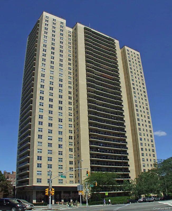 110-11 Queens Boulevard 23E Property Photo 1