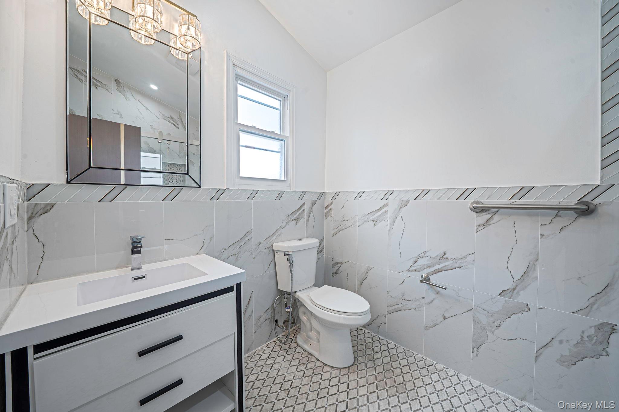 8703 168th Place Property Photo 13