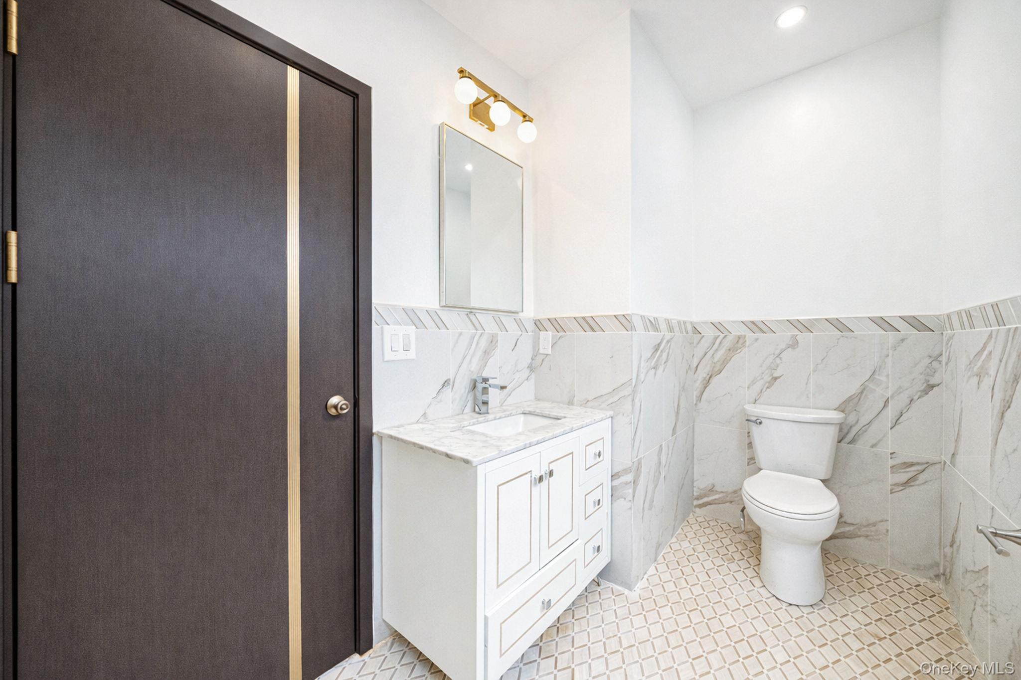 8703 168th Place Property Photo 15