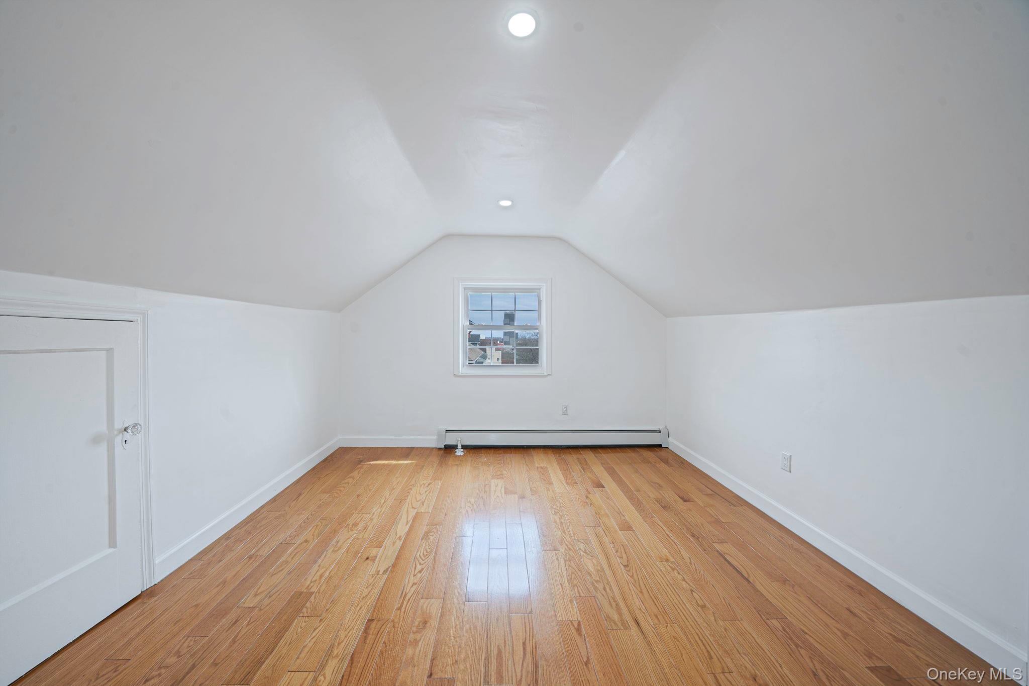 8703 168th Place Property Photo 34