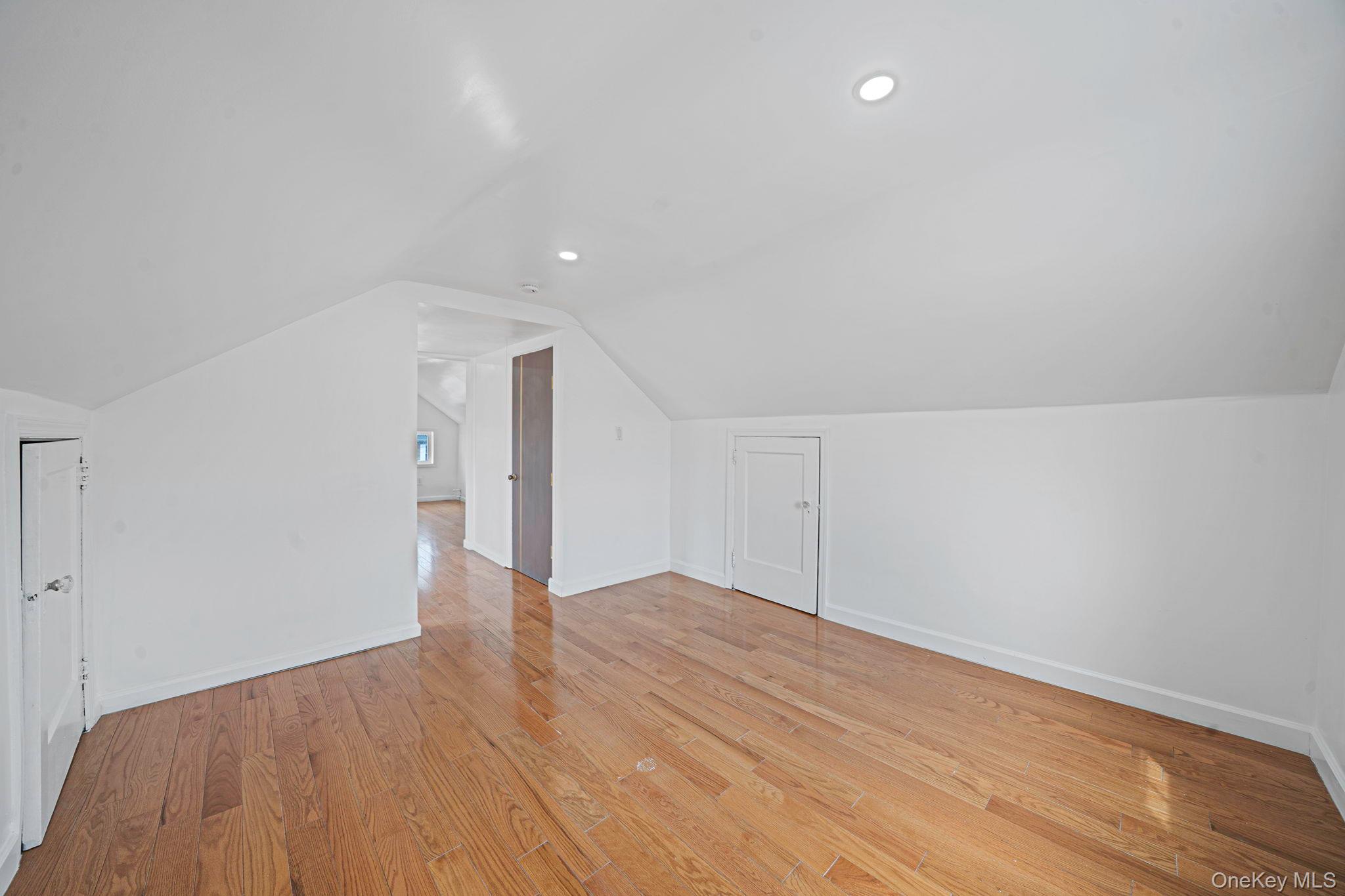 8703 168th Place Property Photo 35