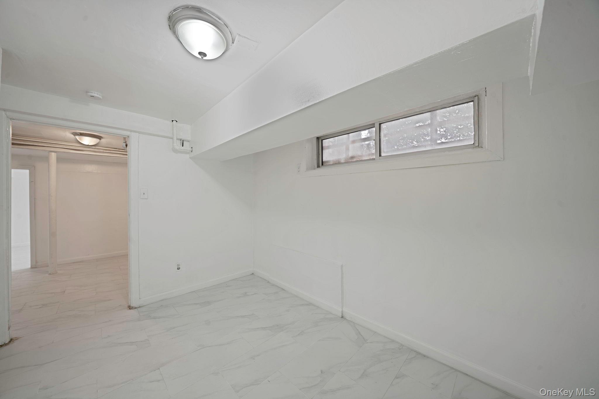 8703 168th Place Property Photo 38