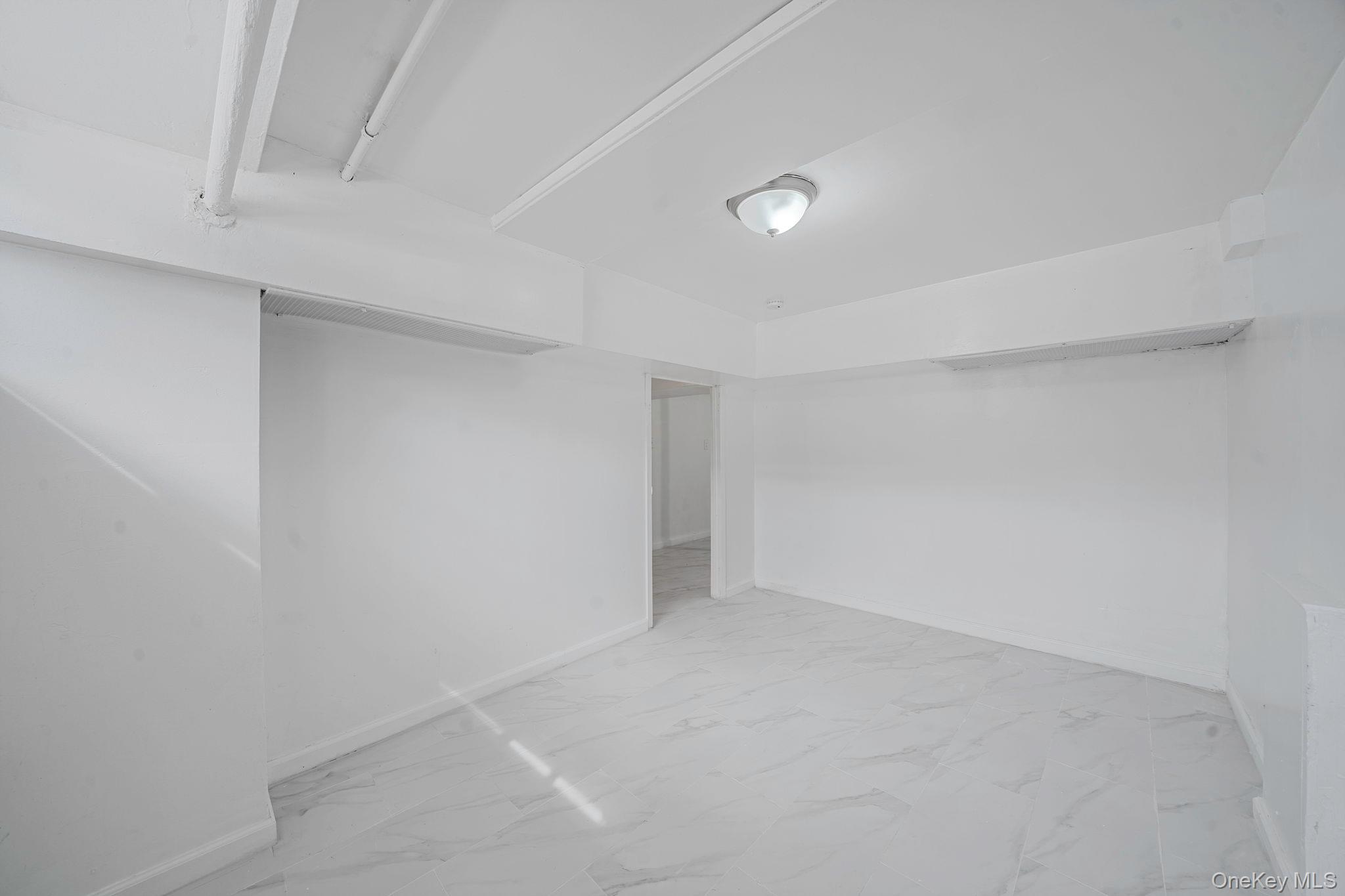 8703 168th Place Property Photo 40