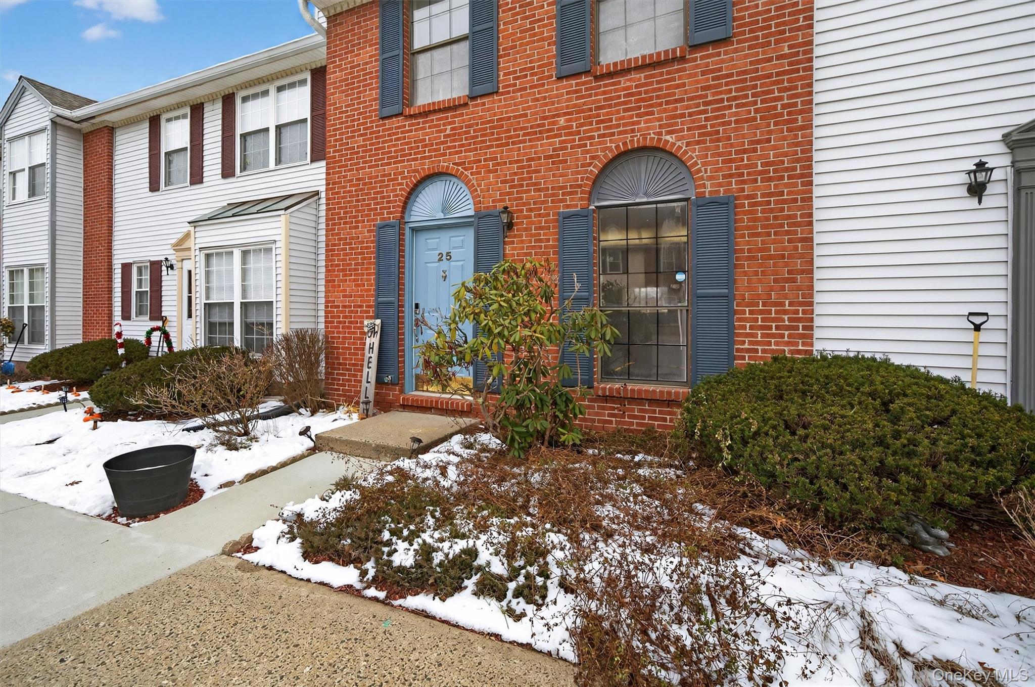 25 Moore Lane Property Photo 6
