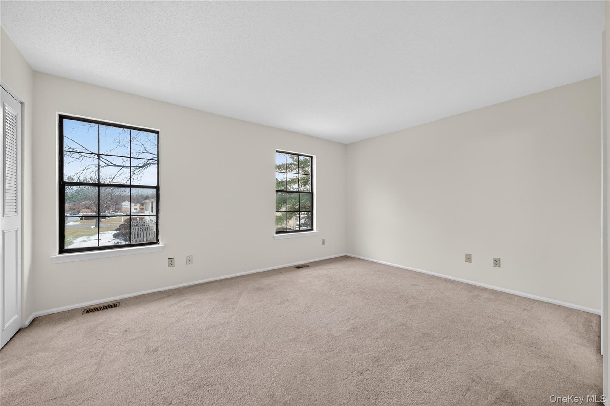 25 Moore Lane Property Photo 23