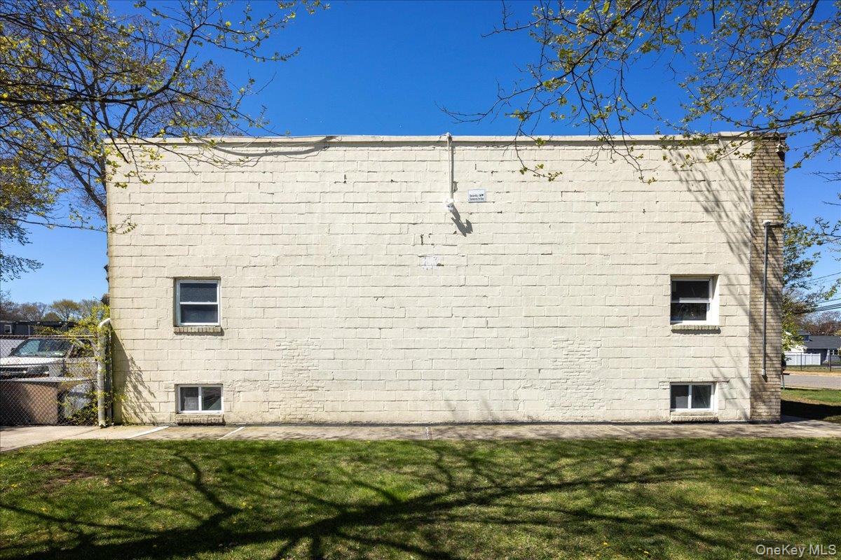 330 Central Avenue Property Photo 23