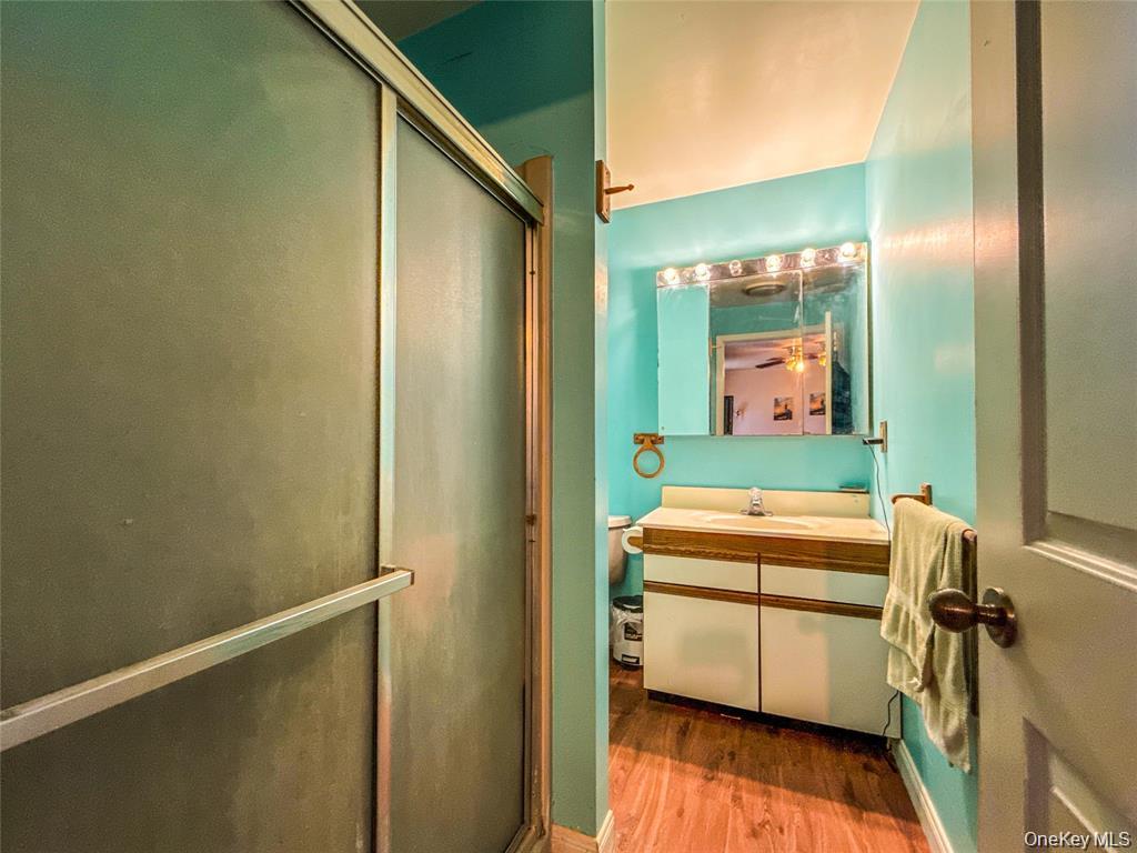 33 Muntz Lane Property Photo 9