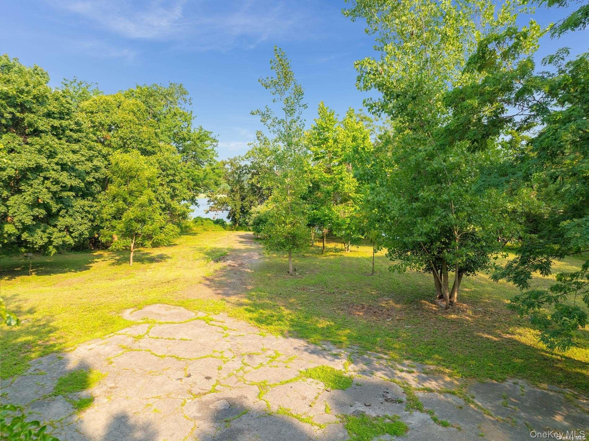 31 Factory Pond Road Property Photo 14