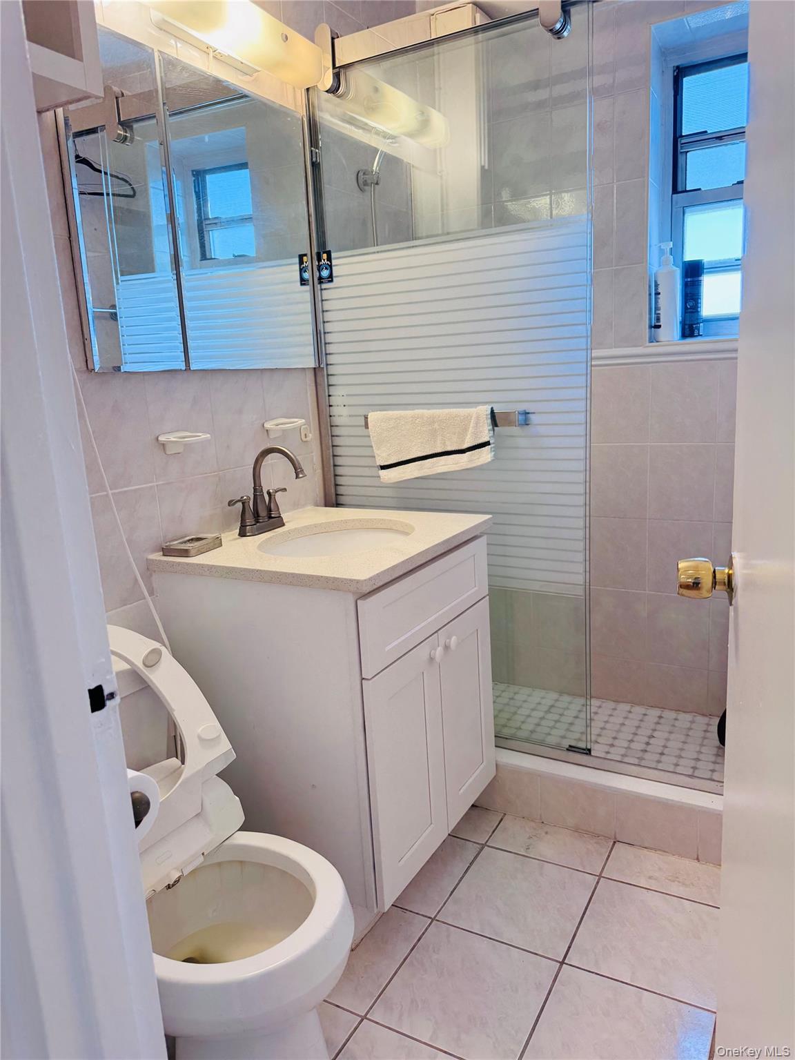 138-29 Jewel Ave 3d Property Photo 4