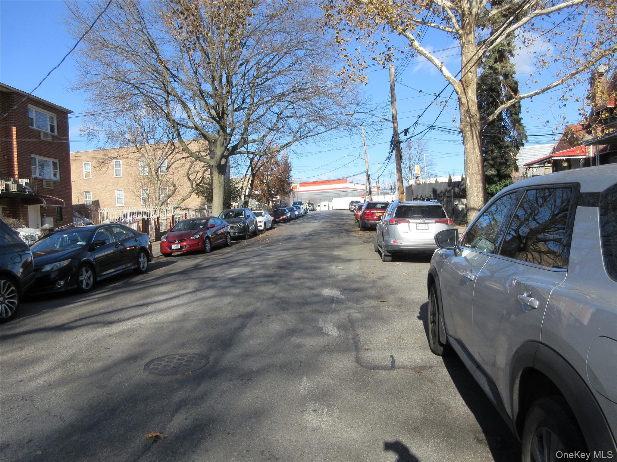 3228 Tenbroeck Avenue Property Photo 17