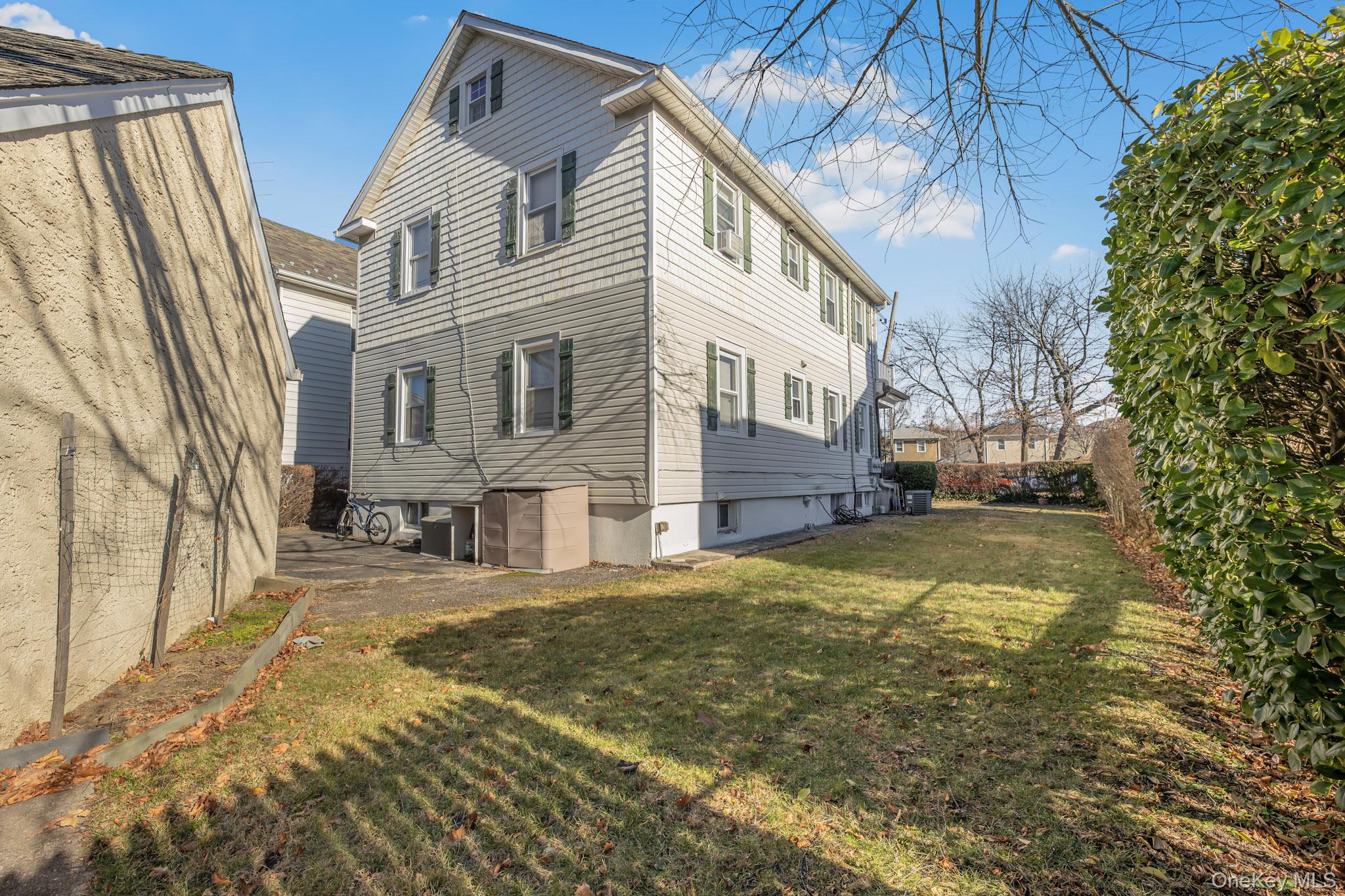 168 Stephenson Boulevard Property Photo 7