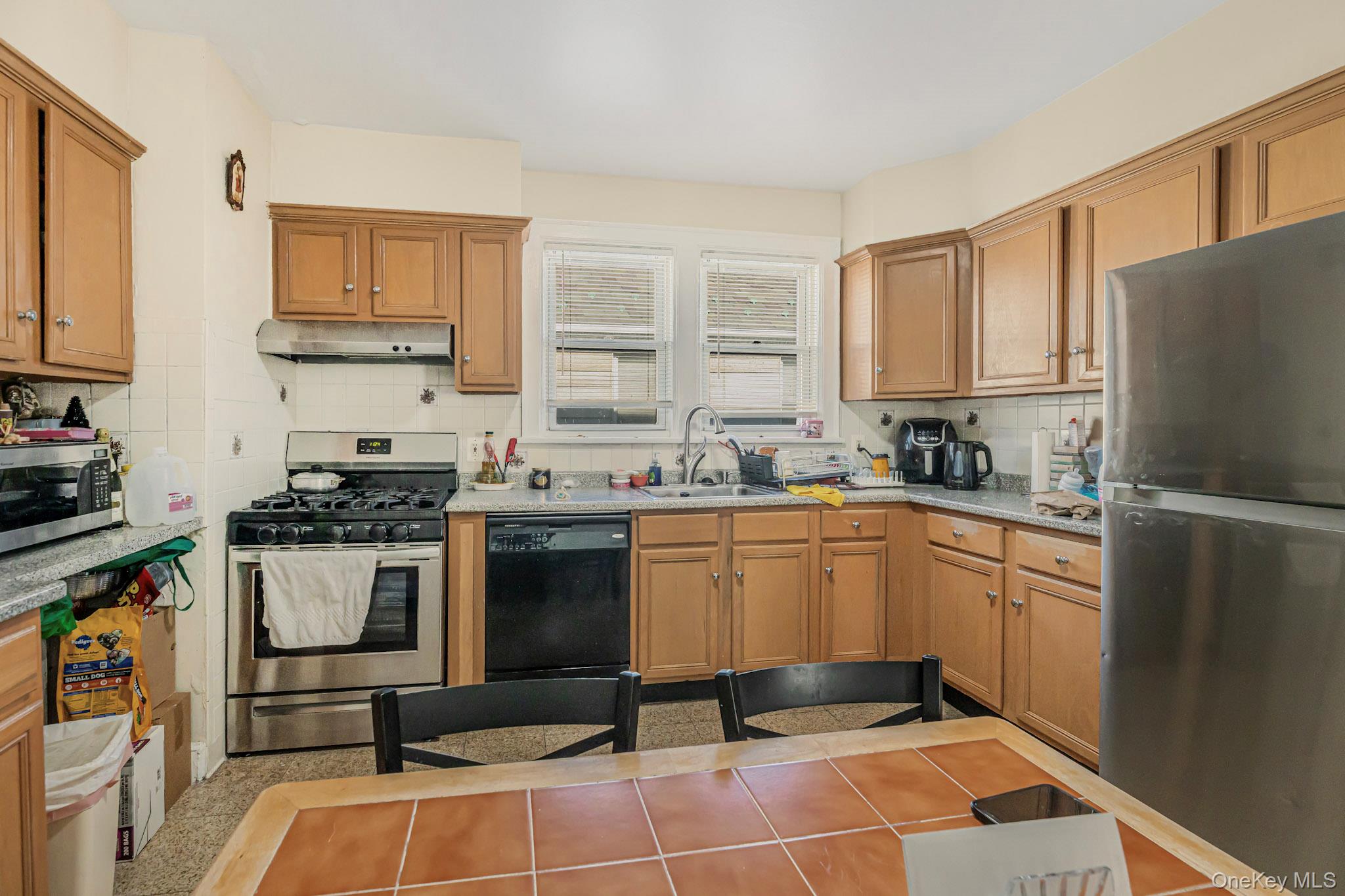 168 Stephenson Boulevard Property Photo 11