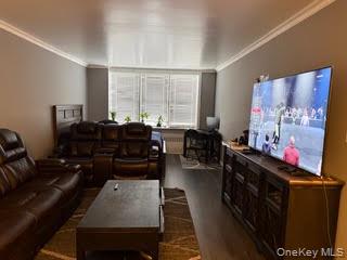 1874 Pelham Parkway 5c Property Photo 6