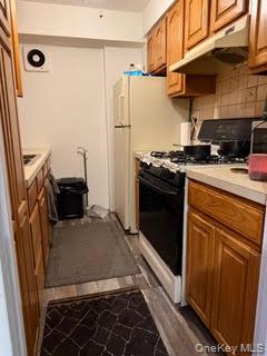 1874 Pelham Parkway 5c Property Photo 17