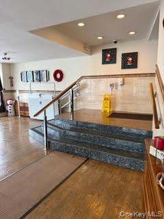 1874 Pelham Parkway 5c Property Photo 20