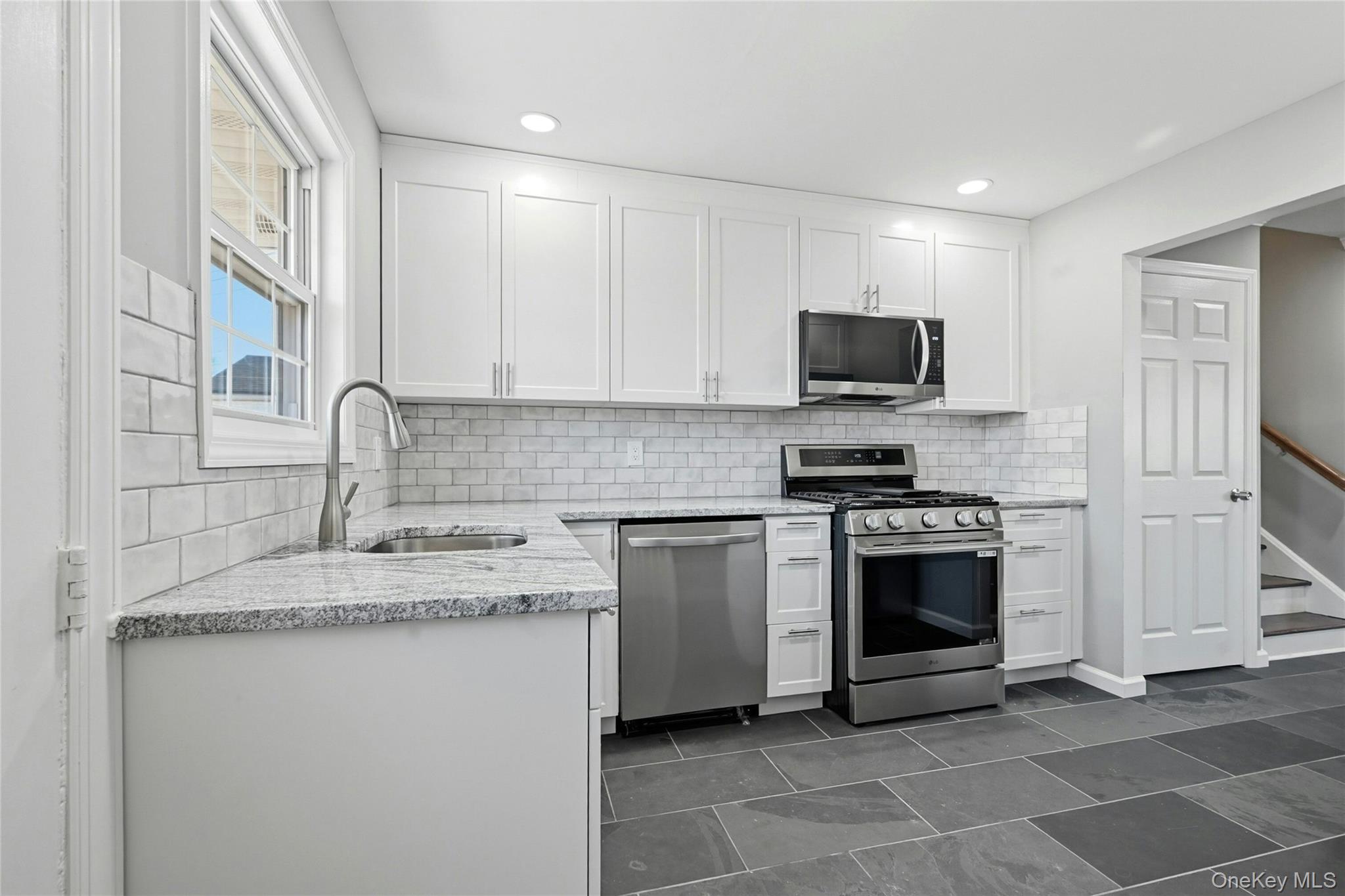 123 S Fordham Road Property Photo 8