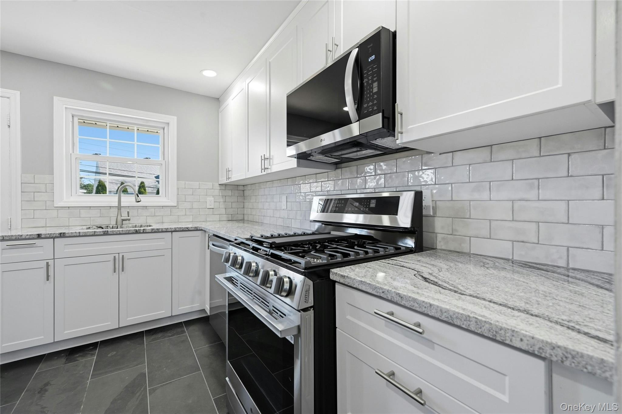 123 S Fordham Road Property Photo 9