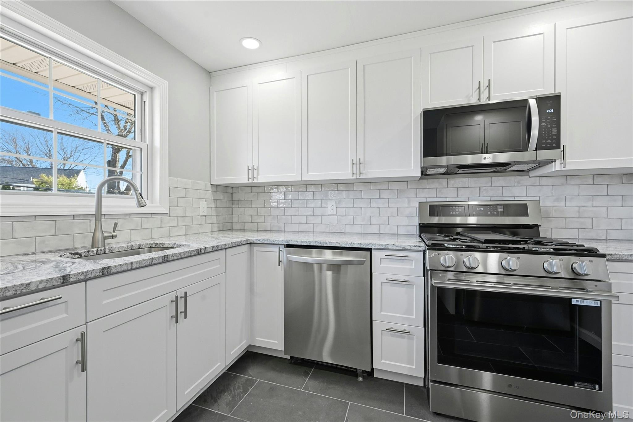123 S Fordham Road Property Photo 12