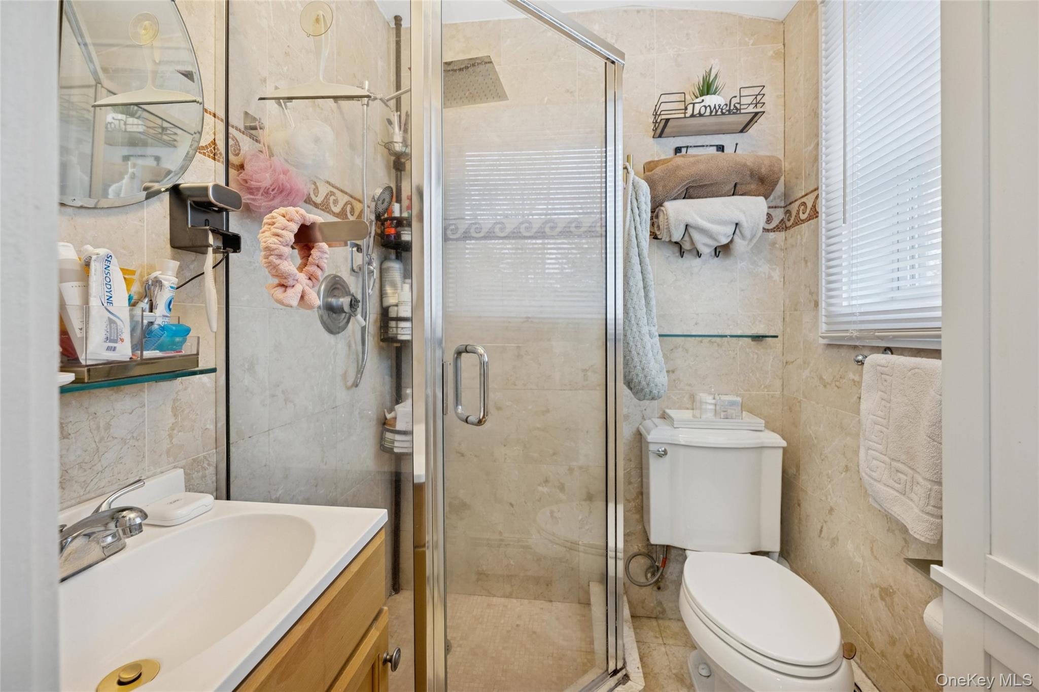 6 Montauk Boulevard Property Photo 22