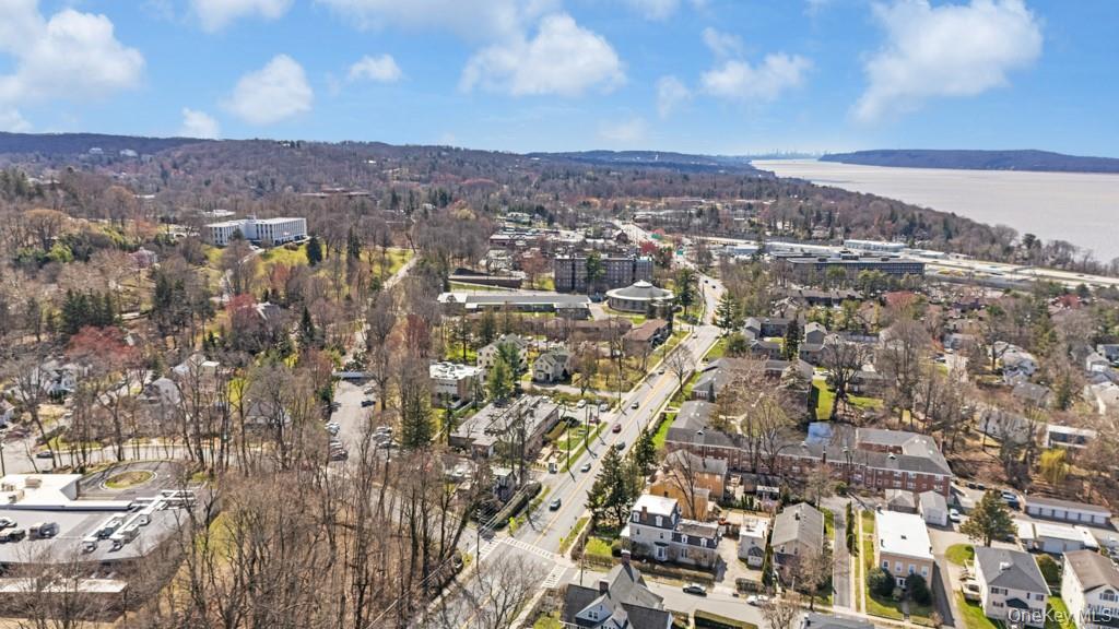 200 S Broadway 2-4 Bldg 2 Property Photo 19