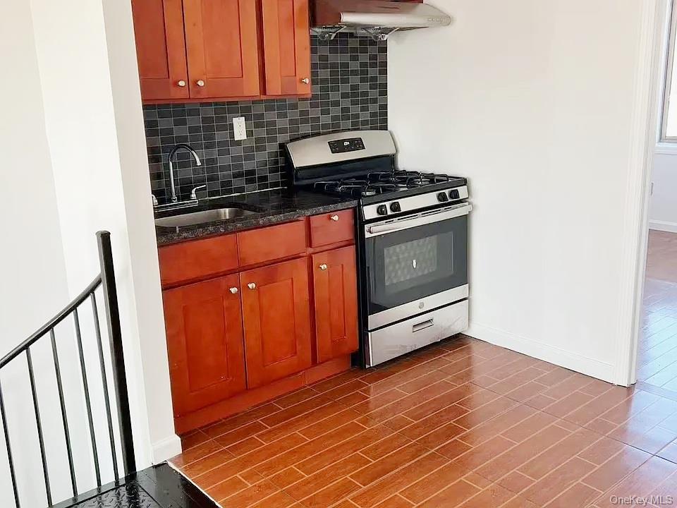 944753 Property Photo 4