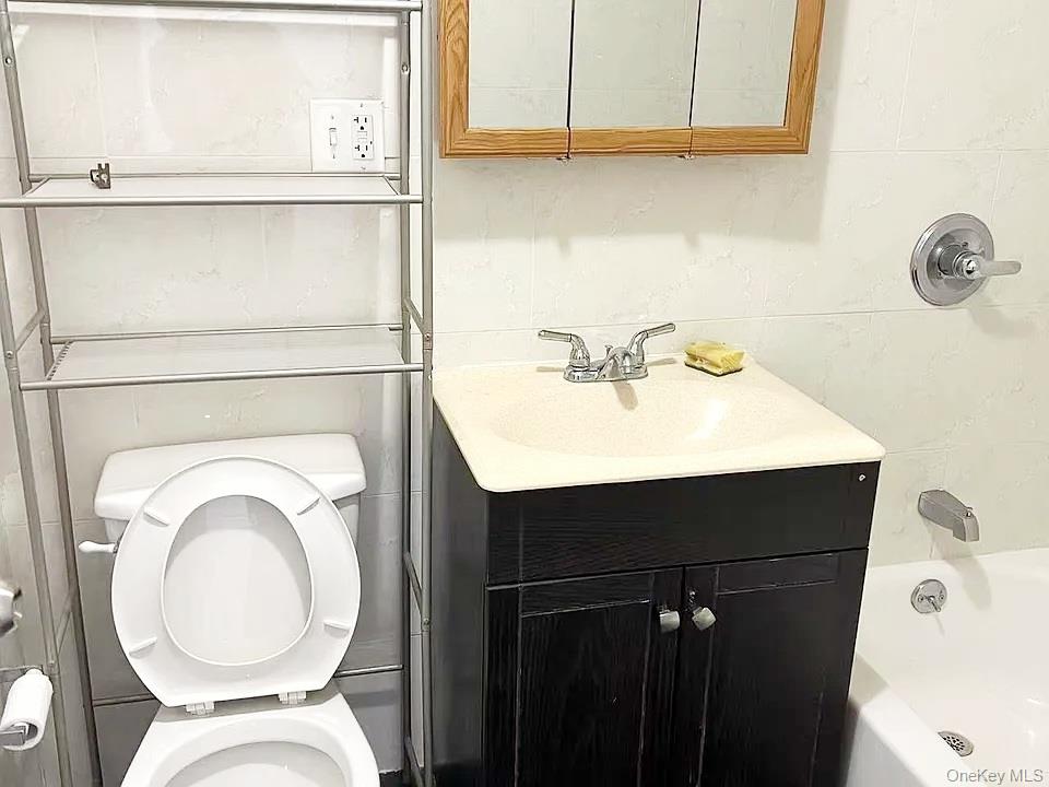 944753 Property Photo 14