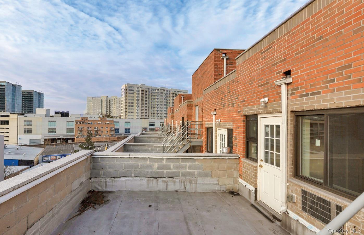 944753 Property Photo 15