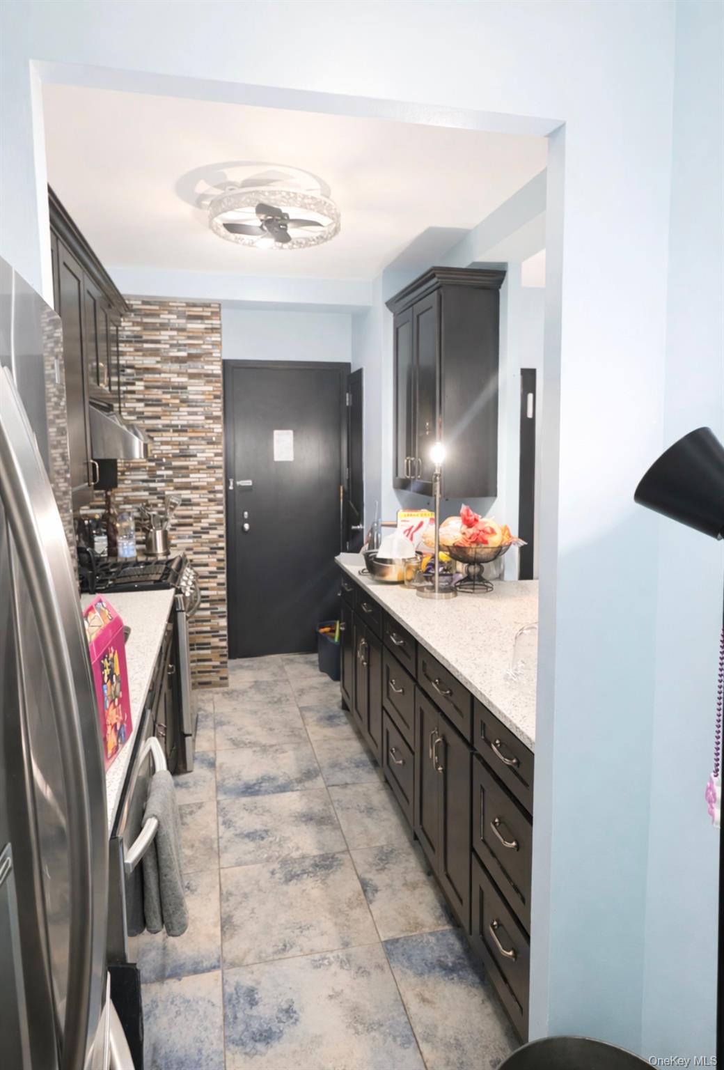 8 Fordham Hill Oval #17f Property Photo 3