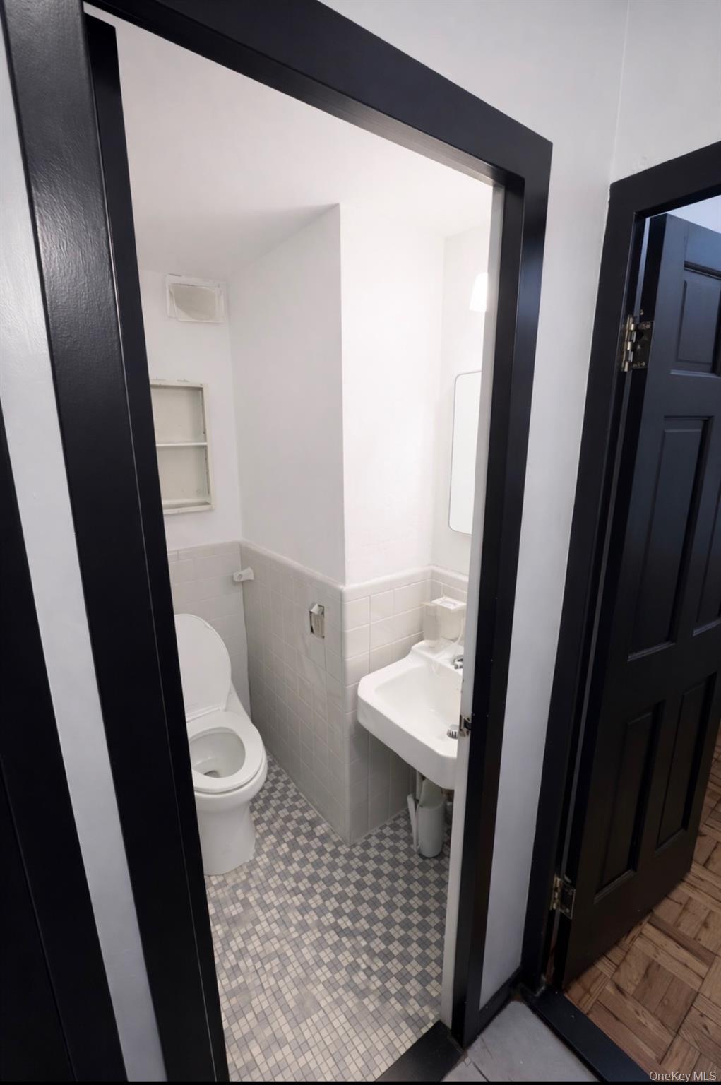8 Fordham Hill Oval #17f Property Photo 8
