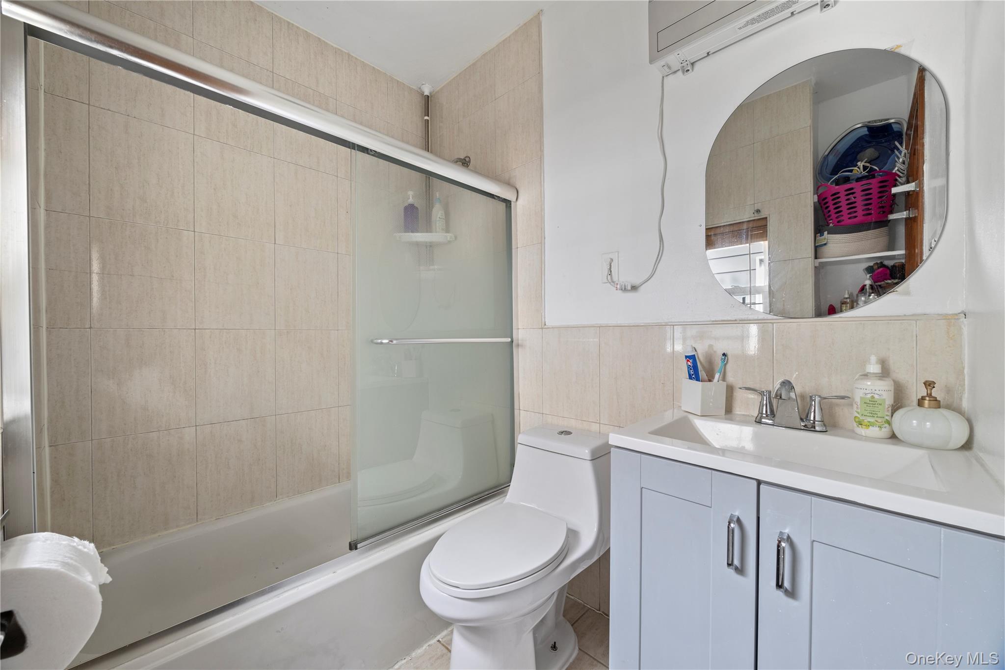 1805 Lacombe Avenue Property Photo 11