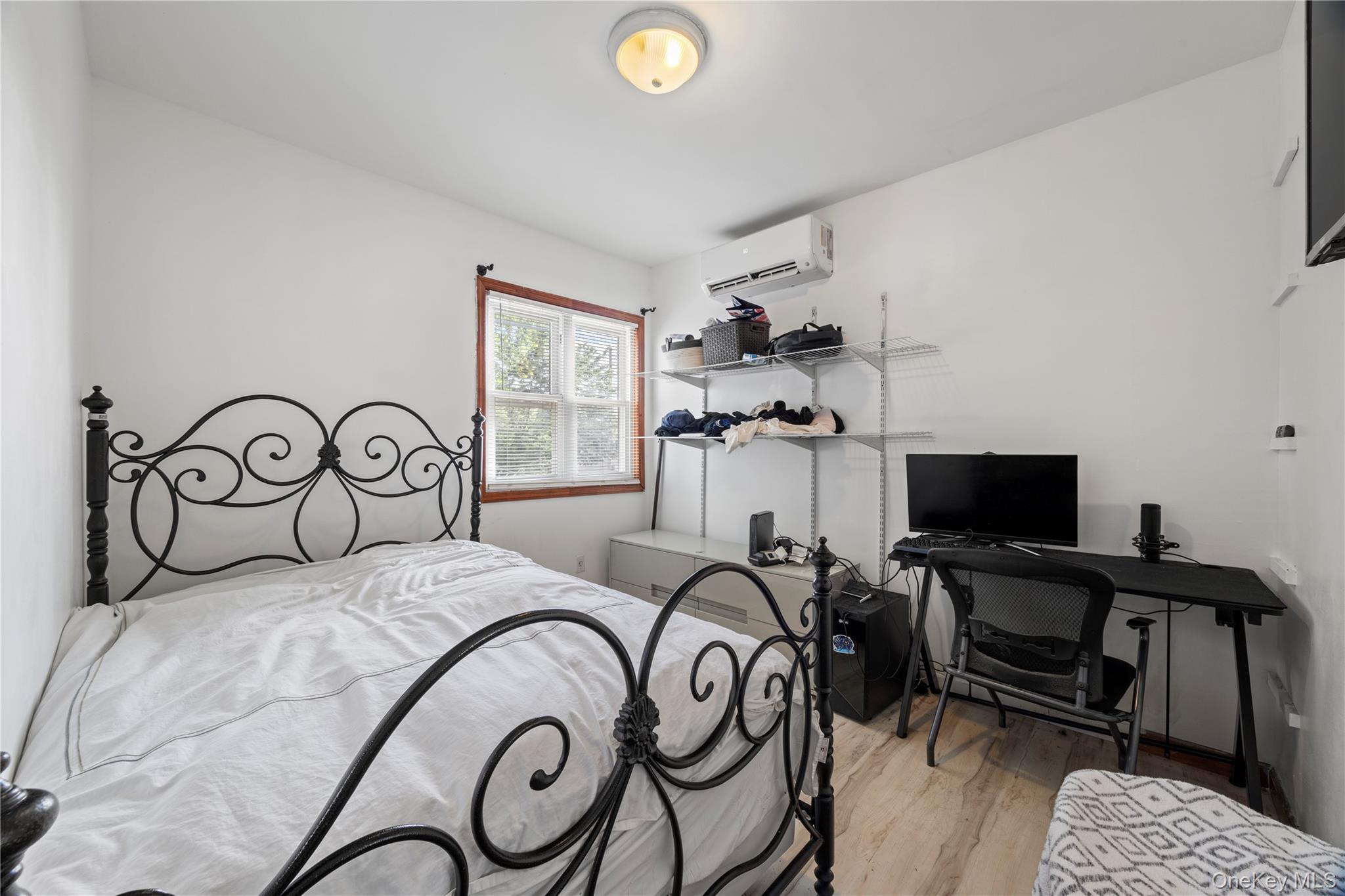 1805 Lacombe Avenue Property Photo 12