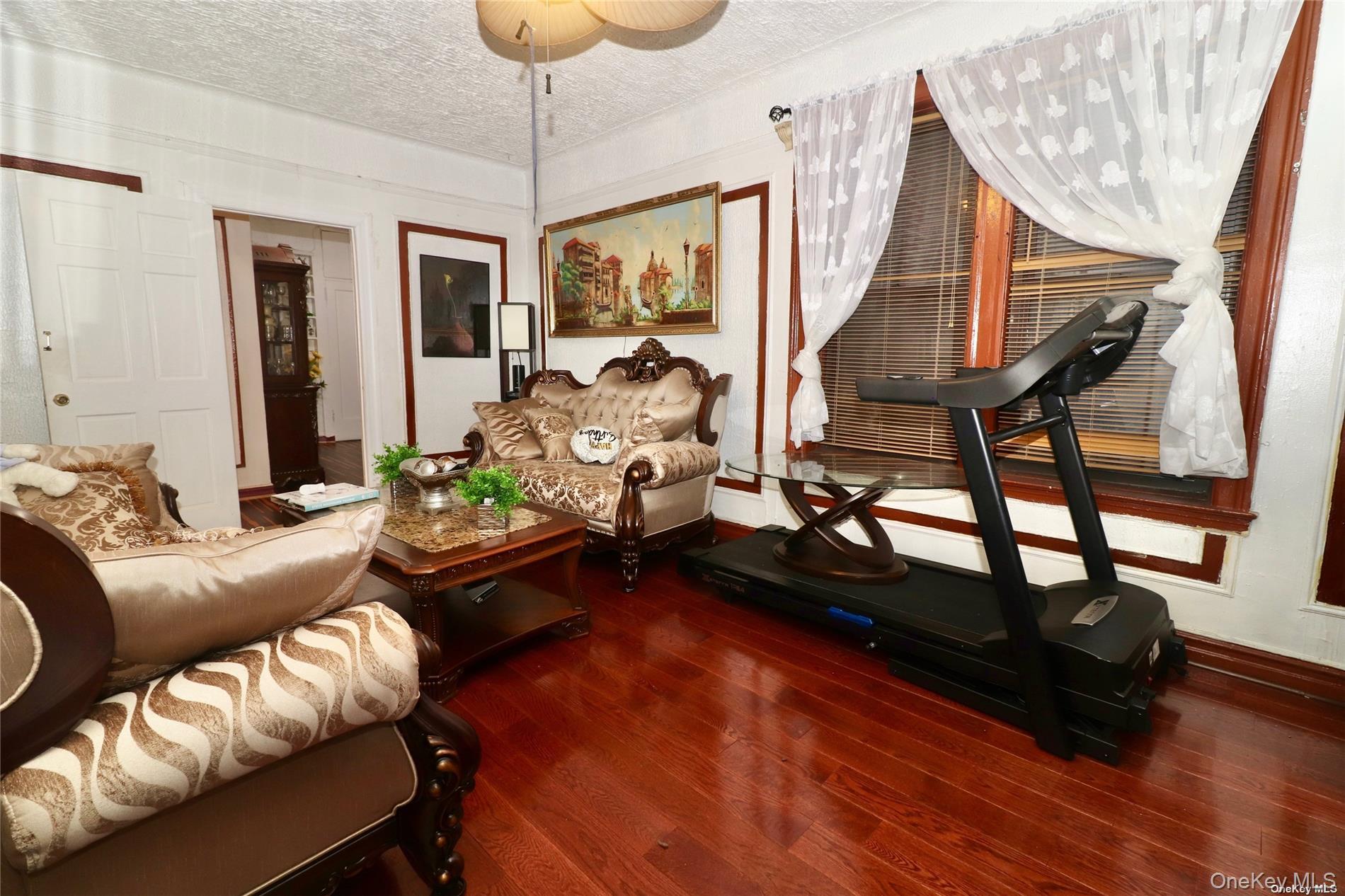 941 Jerome Avenue 6c Property Photo 7