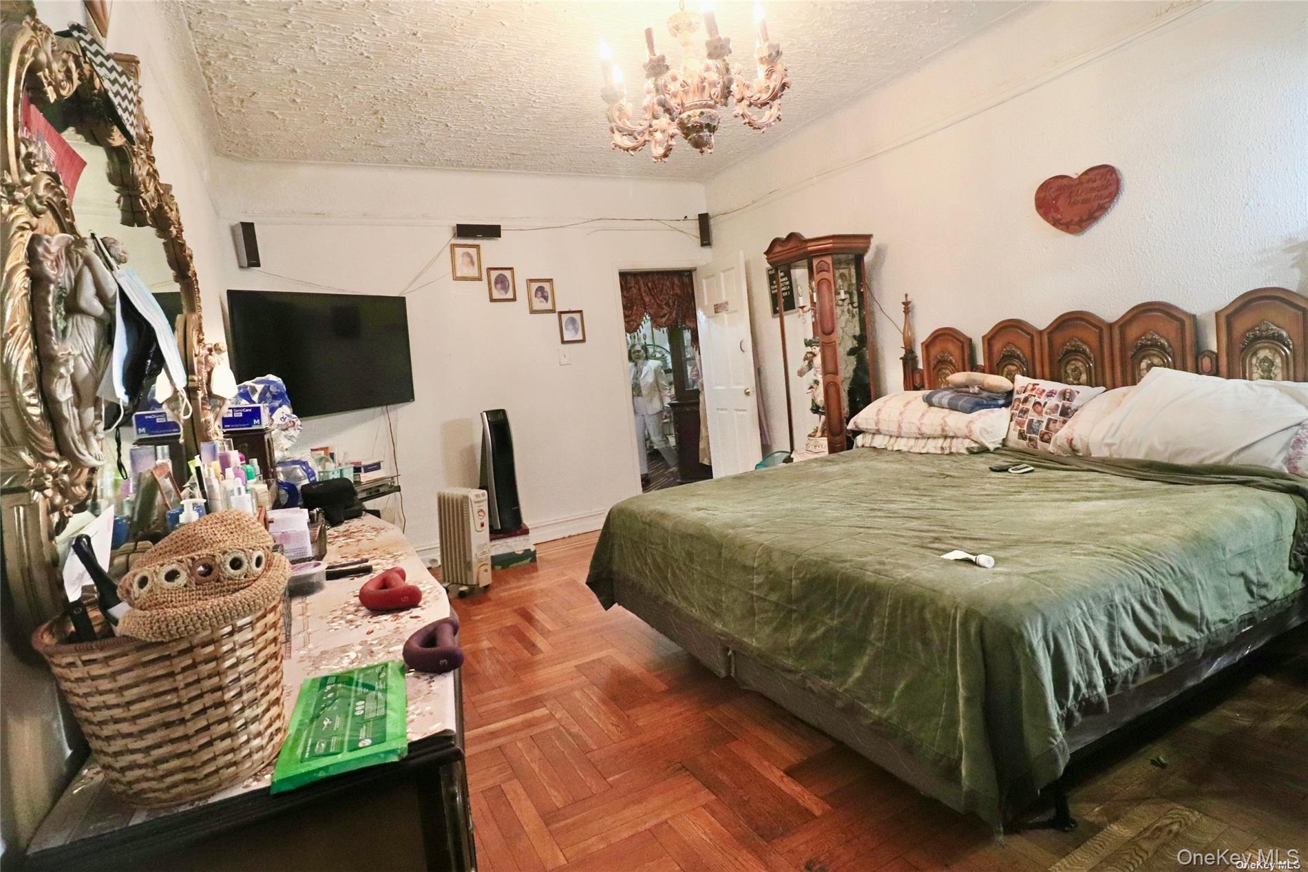 941 Jerome Avenue 6c Property Photo 14