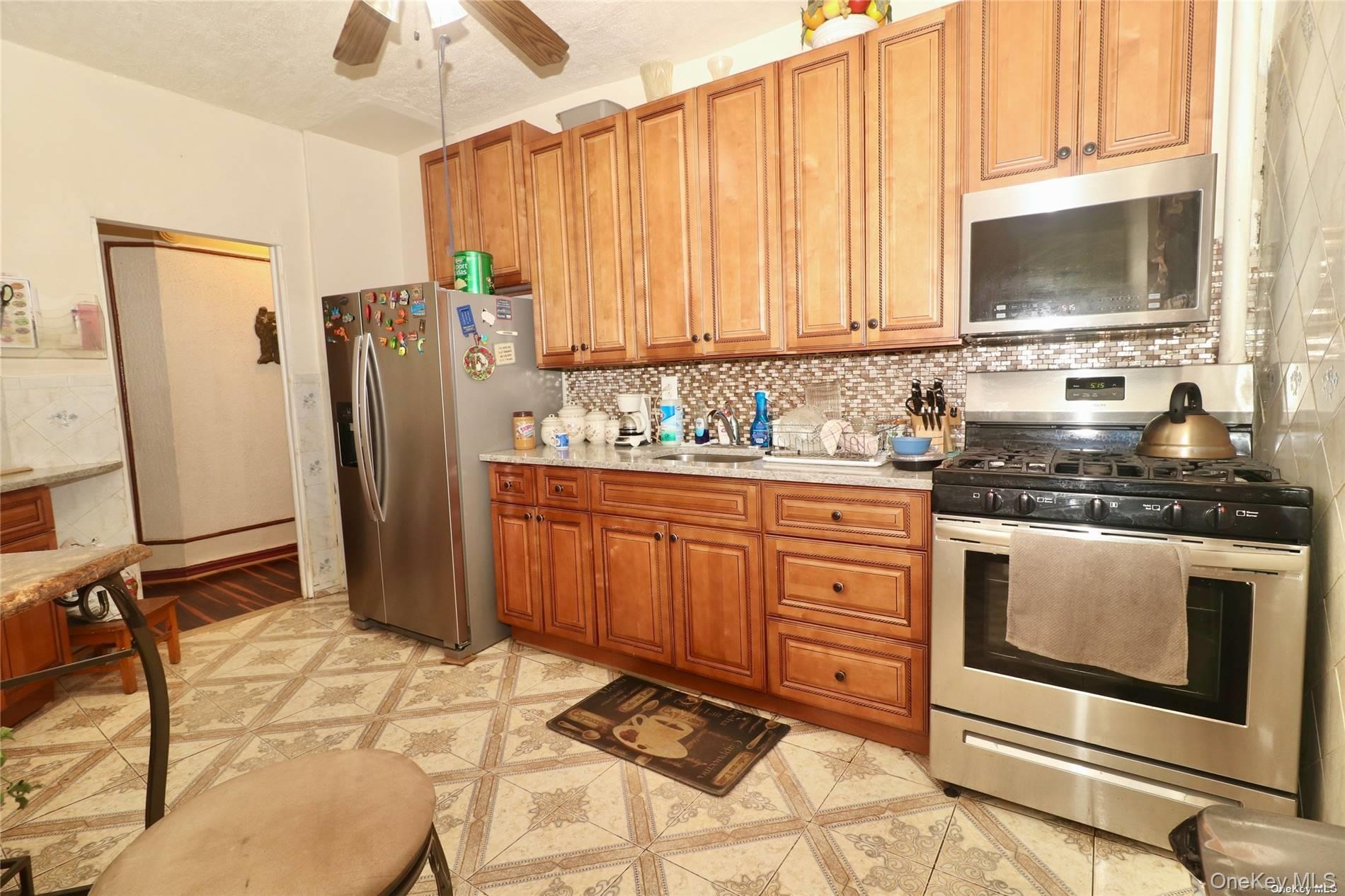 941 Jerome Avenue 6c Property Photo 21