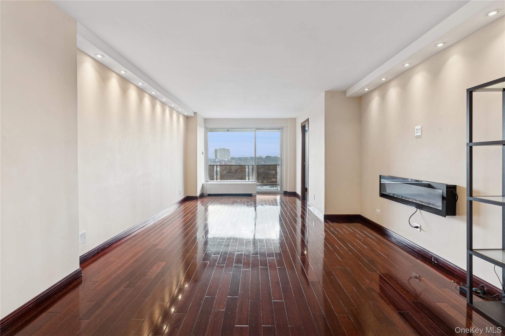 110-11 Queens Boulevard 14a Property Photo 6