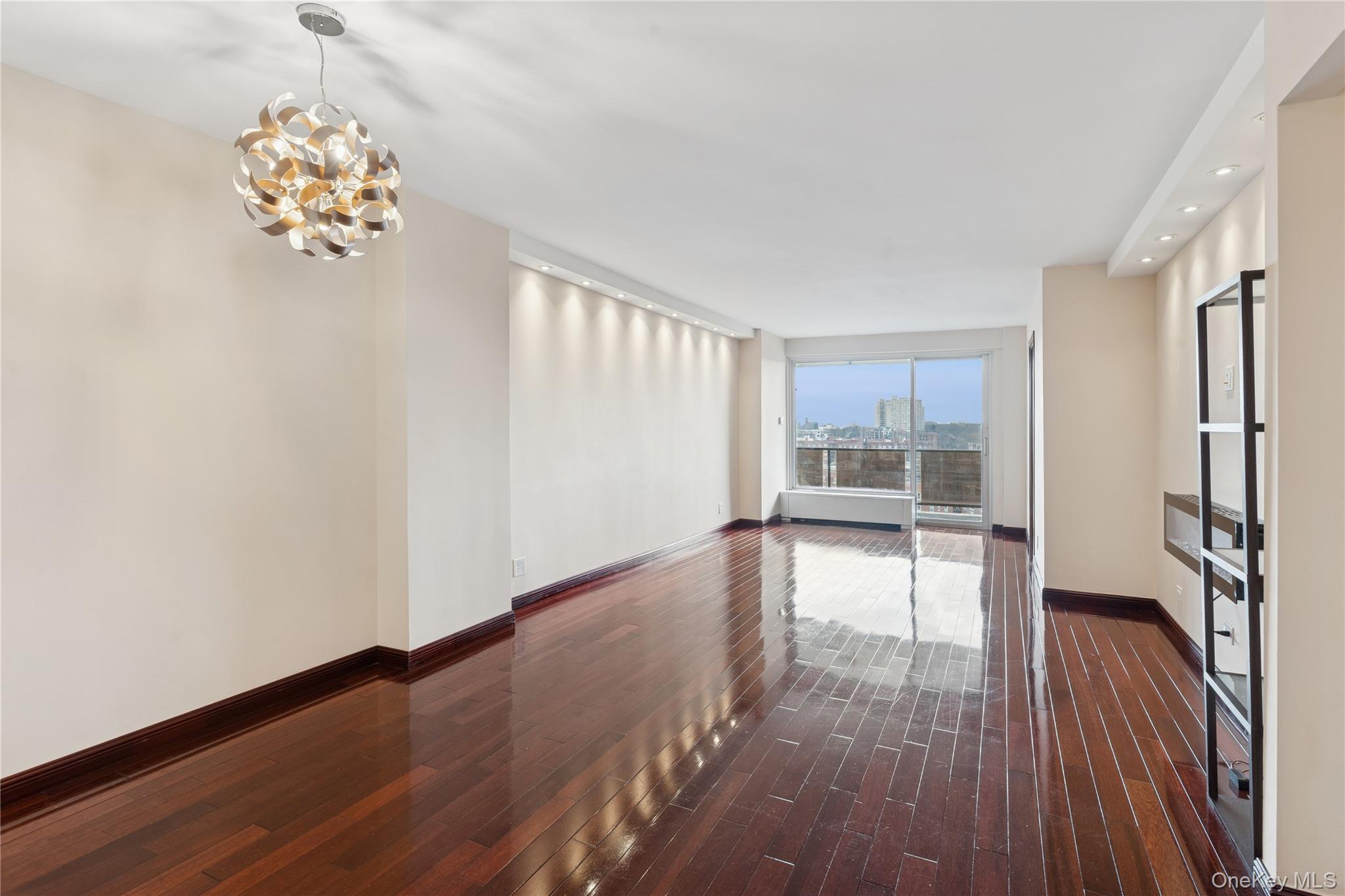 110-11 Queens Boulevard 14a Property Photo 8