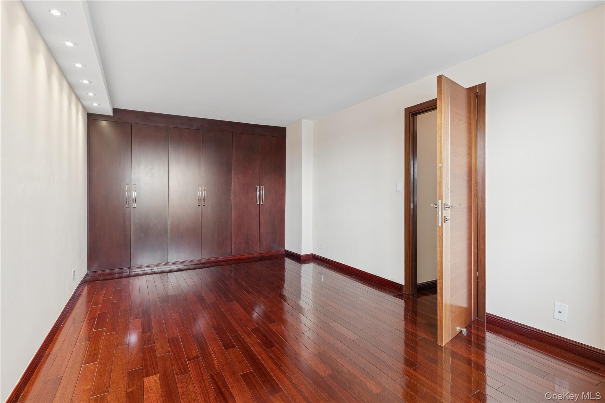110-11 Queens Boulevard 14a Property Photo 12