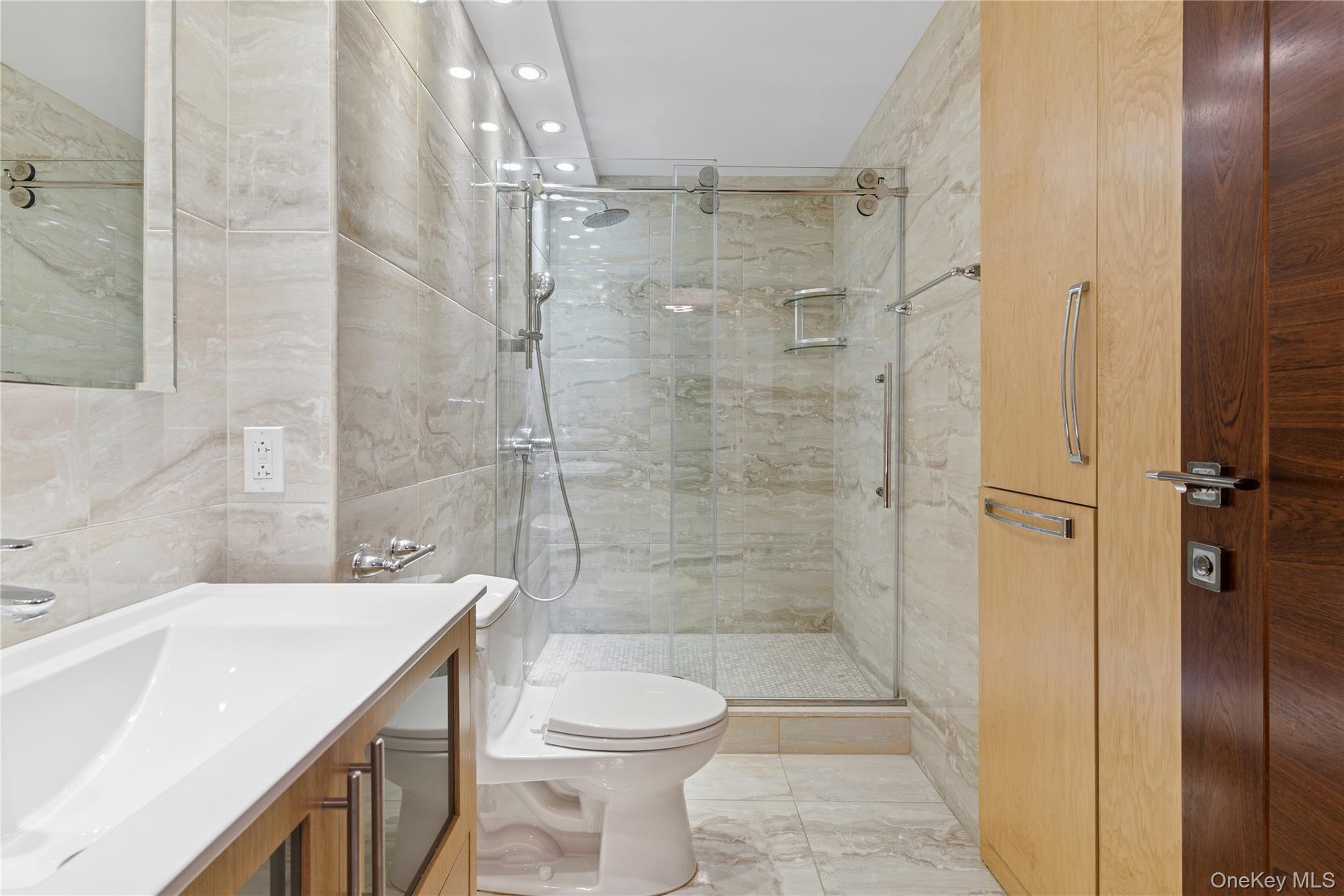 110-11 Queens Boulevard 14a Property Photo 15